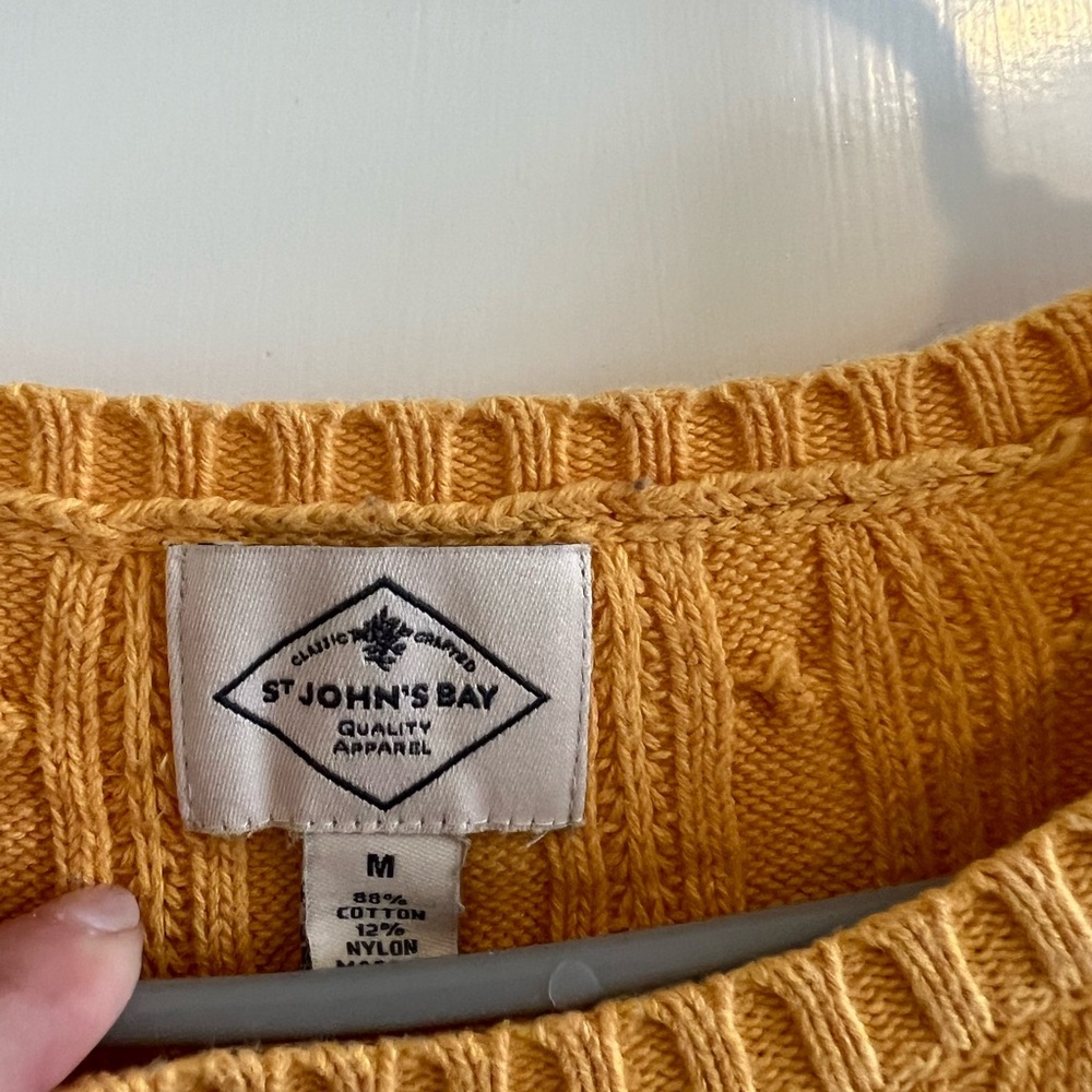 Sweater - Picture 2 of 2